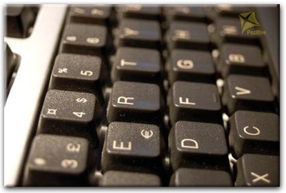 Замена клавиатуры ноутбука Toshiba в Монино